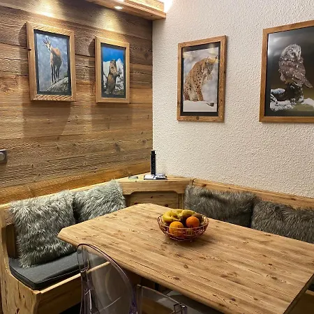Olympie, Avec Balcon Et Vue Montagne, Aux Pieds, Meribel-mottaret *