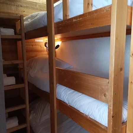 Apartment Olympie, Avec Balcon Et Vue Montagne, Aux Pieds, Meribel-mottaret Meribel