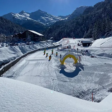 Apartment Olympie, Avec Balcon Et Vue Montagne, Aux Pieds, Meribel-mottaret Meribel